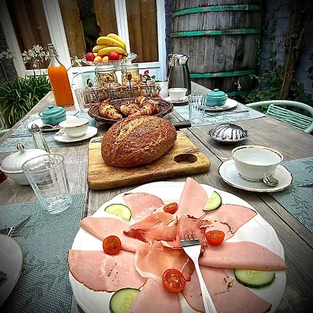 Casa Lucinda Bed & Breakfast *