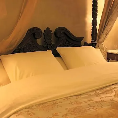 Casa Lucinda