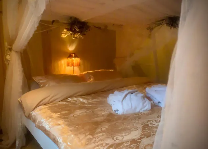 Casa Lucinda Bed & Breakfast *